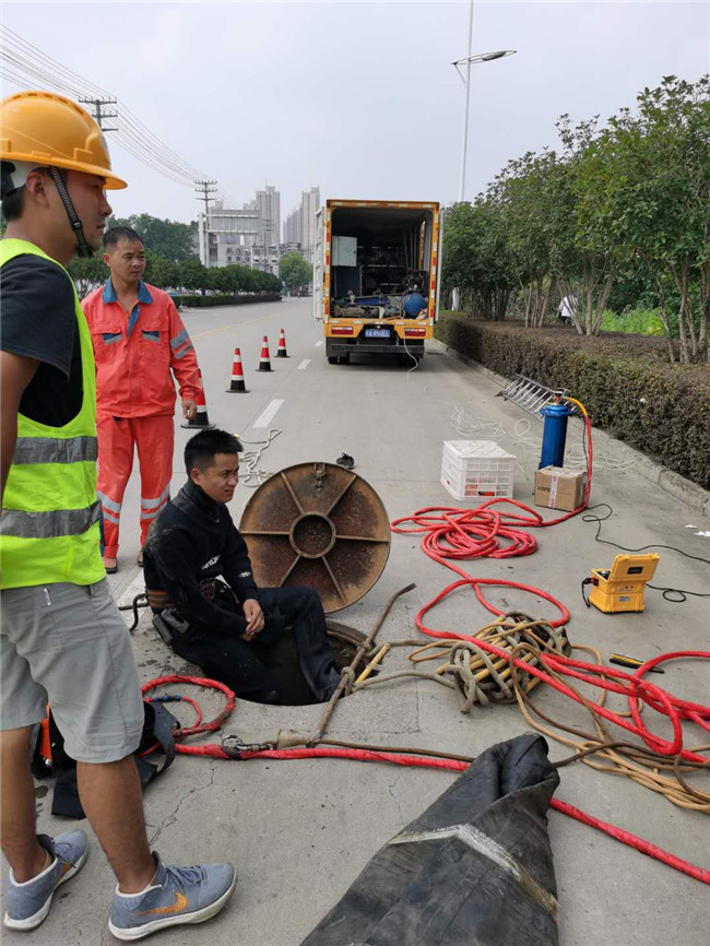 南宝镇翻衬法管道修复技术主要工序